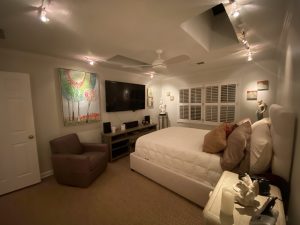 Gallery 17
